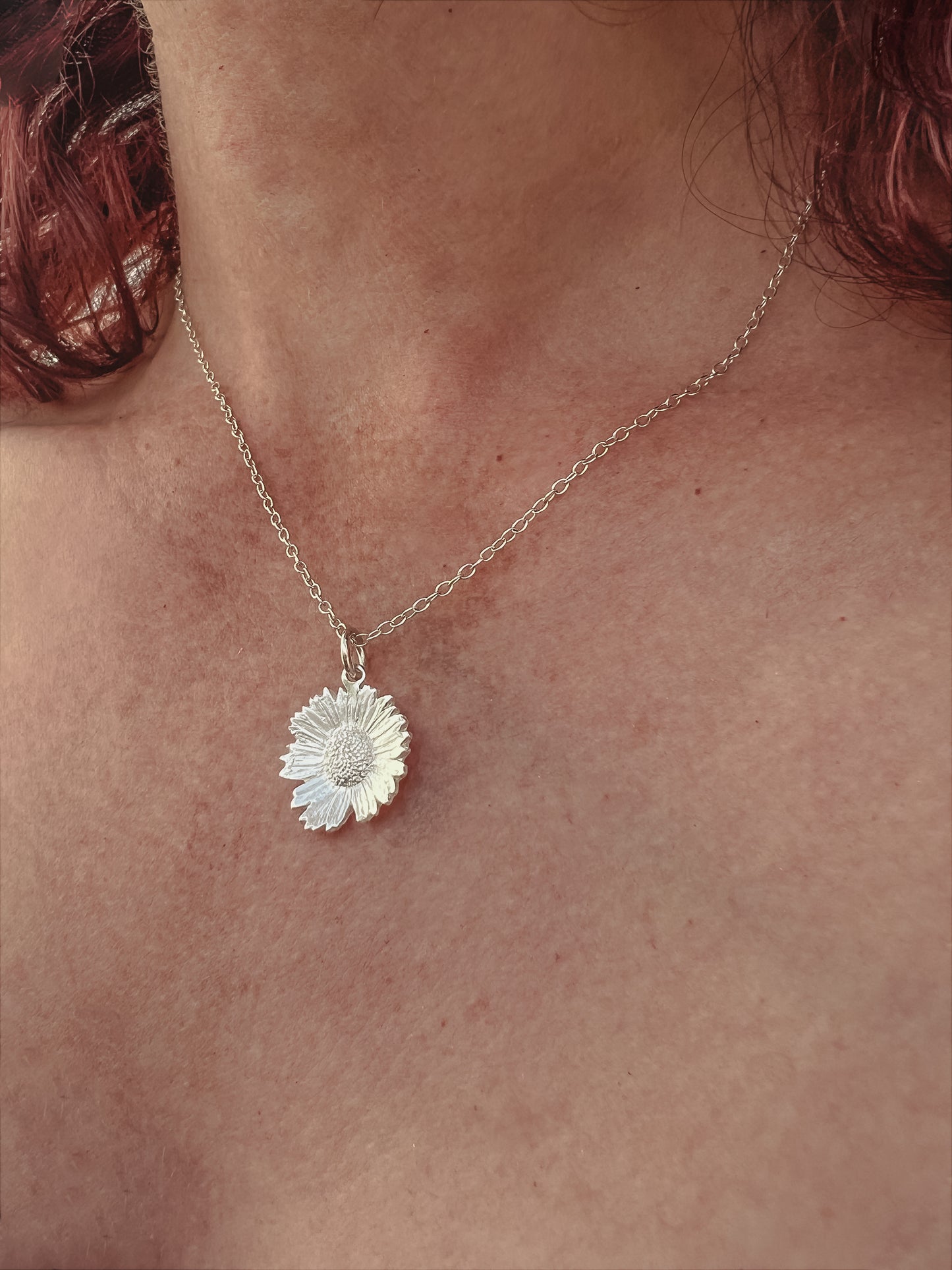 Daisy Pendant in Sterling Silver Large