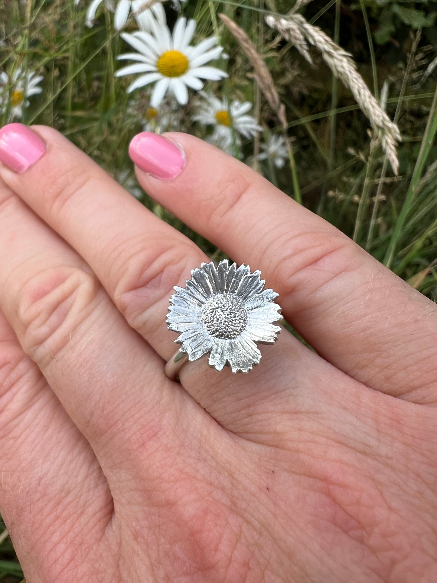 Daisy Ring in Sterling Silver  Large