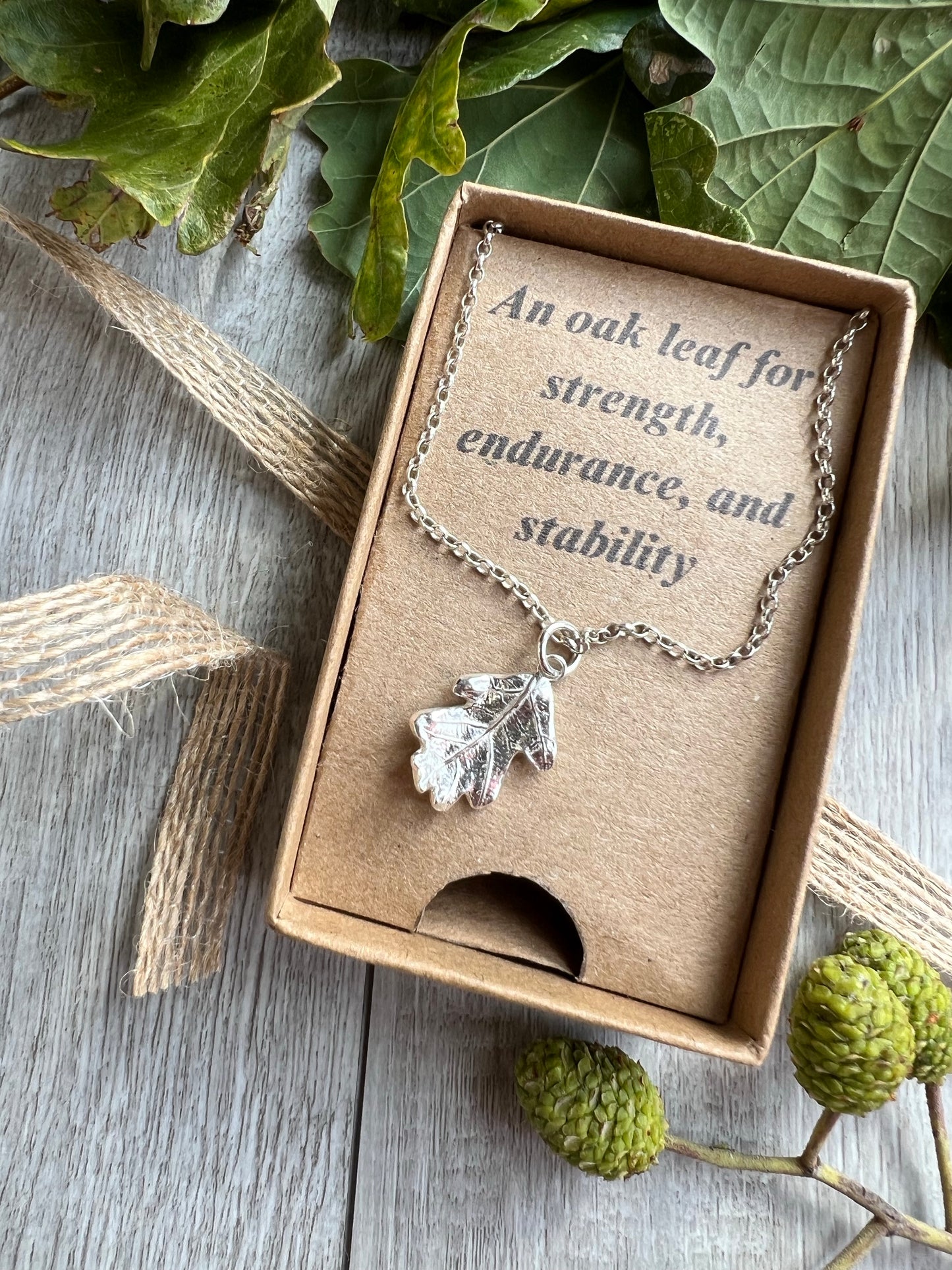 Oak Leaf Pendant Gift Box