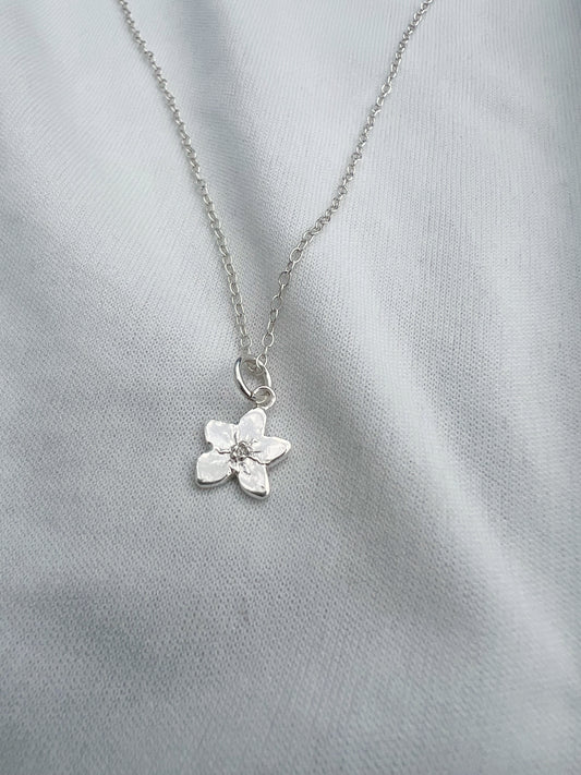 Single Forget Me Not Pendant in Sterling Silver